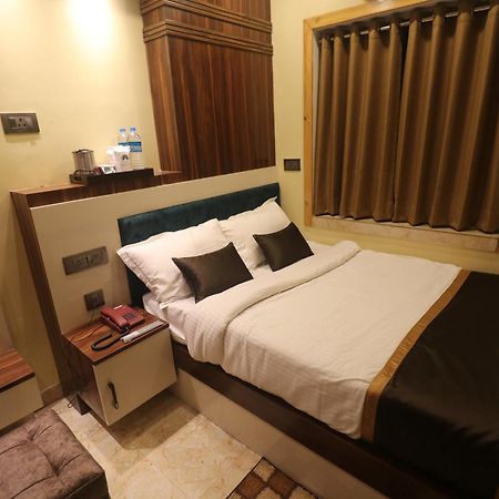 Mohar Residency Hotell Kolkata Eksteriør bilde