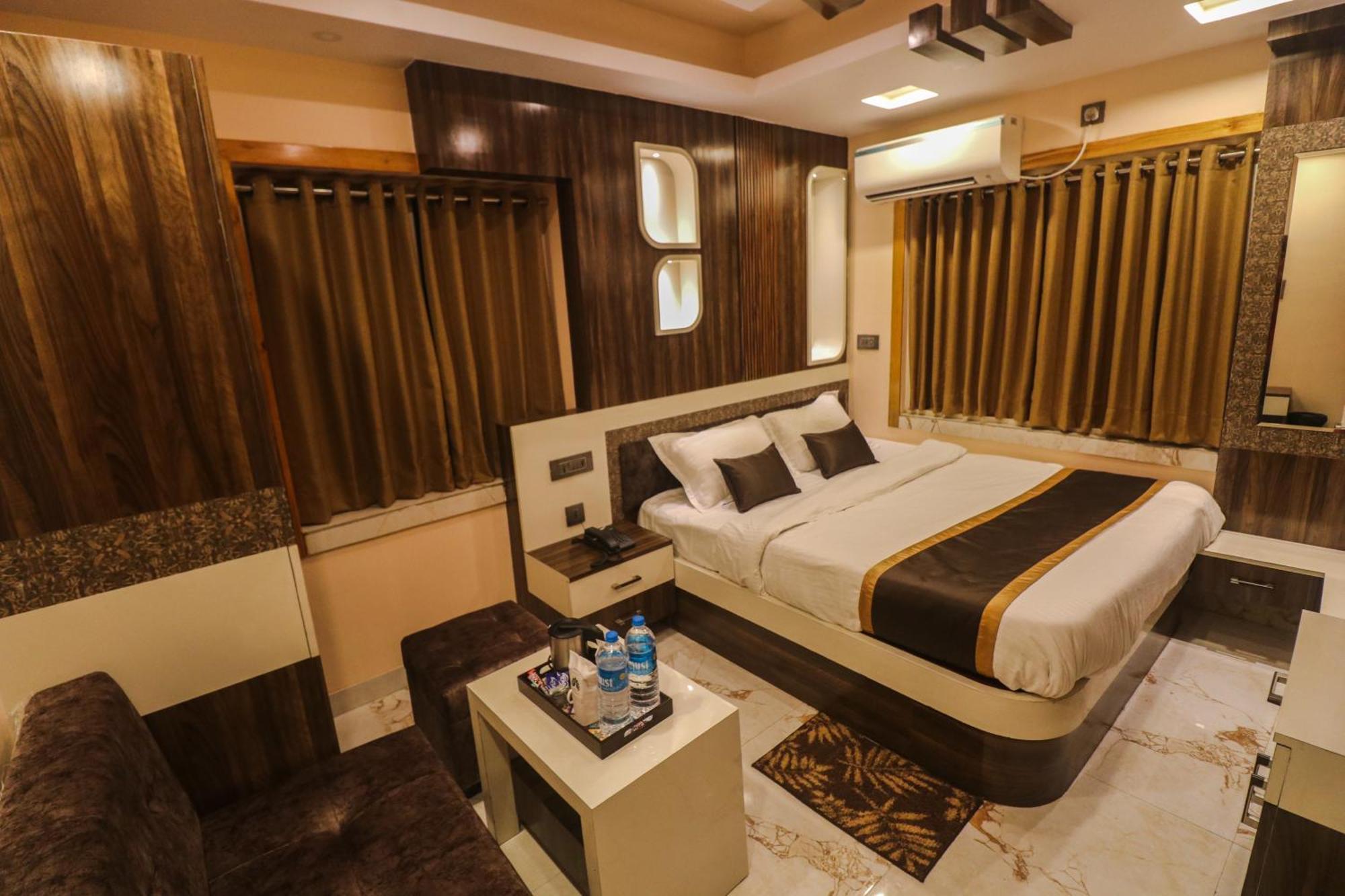 Mohar Residency Hotell Kolkata Eksteriør bilde