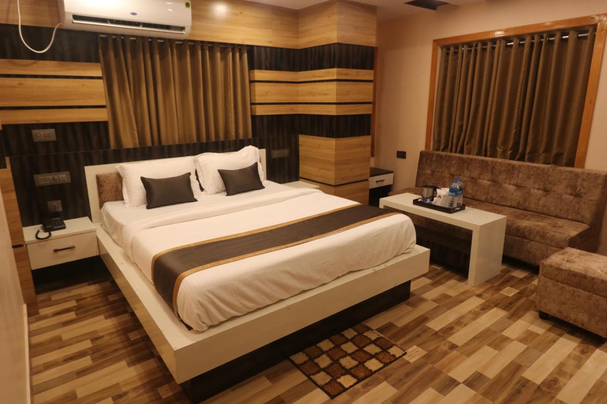 Mohar Residency Hotell Kolkata Eksteriør bilde
