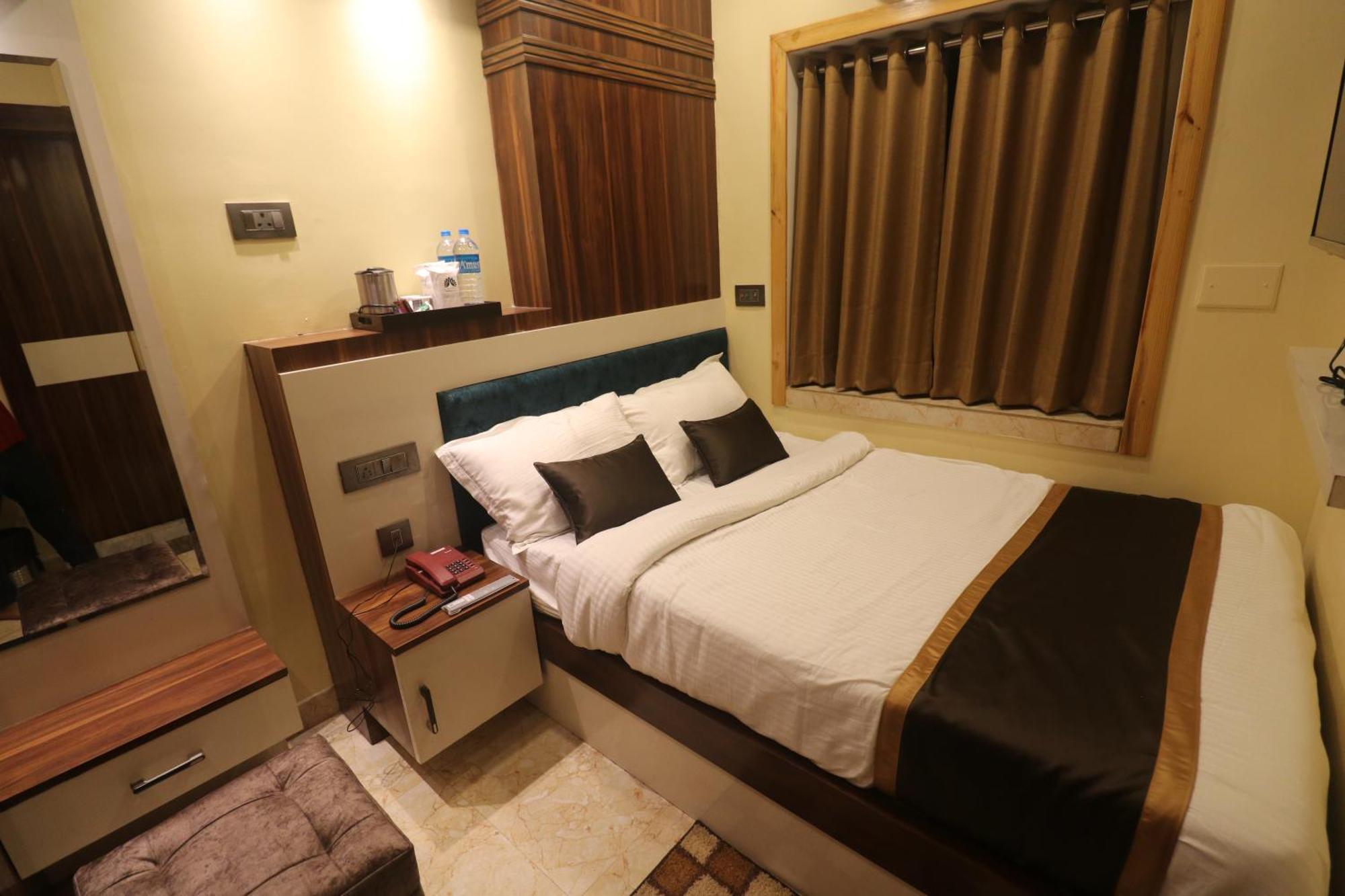 Mohar Residency Hotell Kolkata Eksteriør bilde
